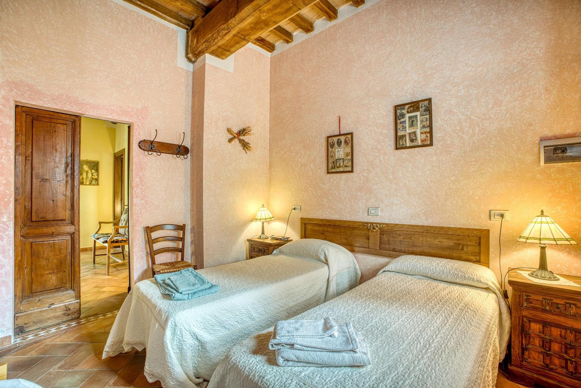 Agriturismo Bio Tra Cielo E Terra Frontignano Exterior foto